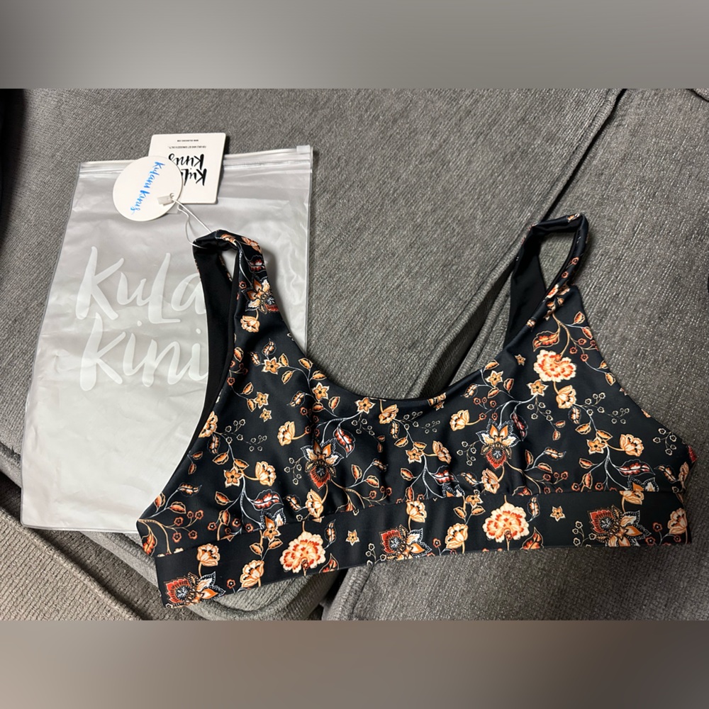 Kulani Kinis Ginger swim top